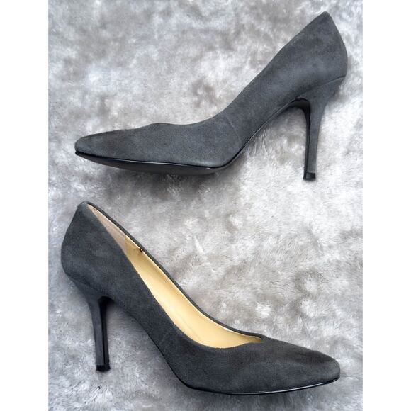 Ralph Lauren Gray Suede Almond Toe Pumps Heels Womens Size 7.5 - Picture 3 of 16